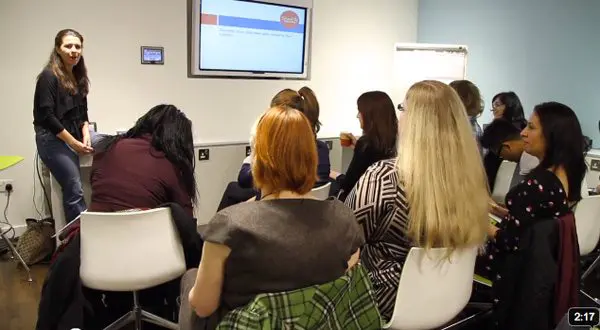 Emma-jones-delivering-startup-saturday-workshops-ino2-london