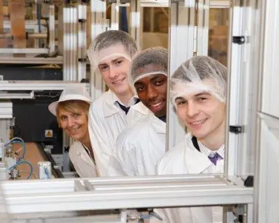 apprenticeships-400×320