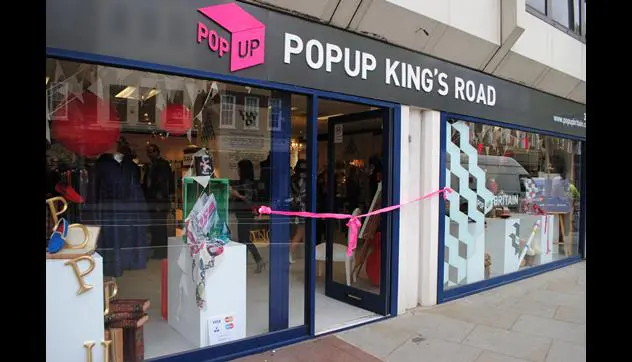 1297053_Exterior_with_Ribbon