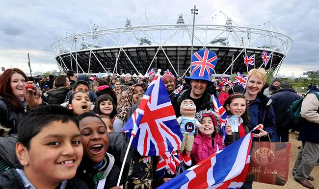 london-2012-crowd