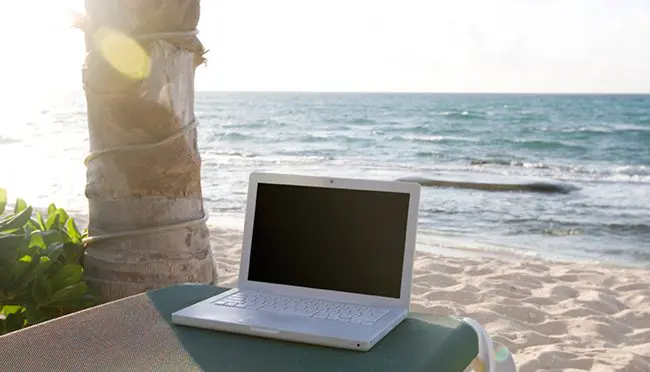 beachfrontlaptop