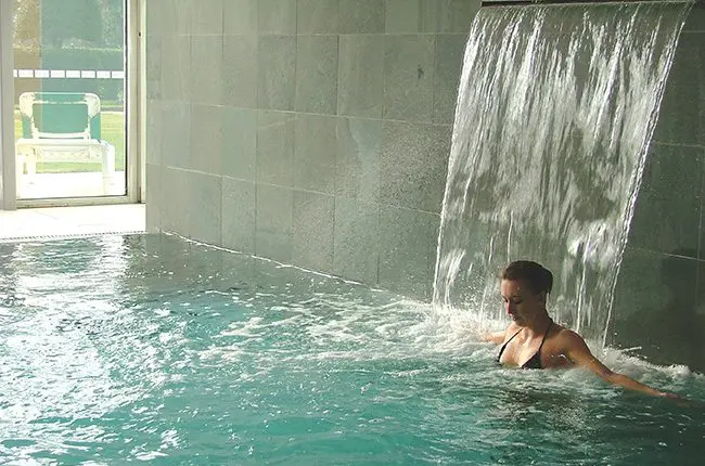 champneys-tring-waterfall