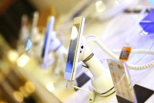 Retail prices drop to a new all time low