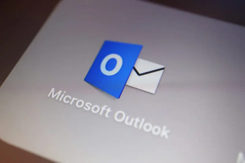 outlook email
