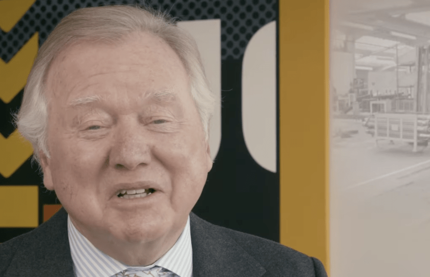 Anthony and brother Mark Bamford, the two brothers behind the JCB digger empire could be hit with a bill for more than £500m to settle a longrunning investigation by HM Revenue and Customs.