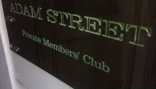 2644018781_22ba9a9462