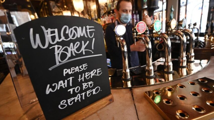UK Pubs positive