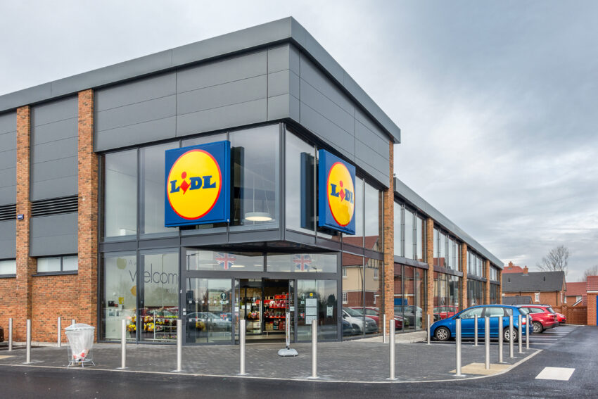 The introduction of short-term visas will not solve labour shortages in the food industry, the boss of Lidl has warned, adding that the retailer was working “harder than ever before” to keep shelves stocked.