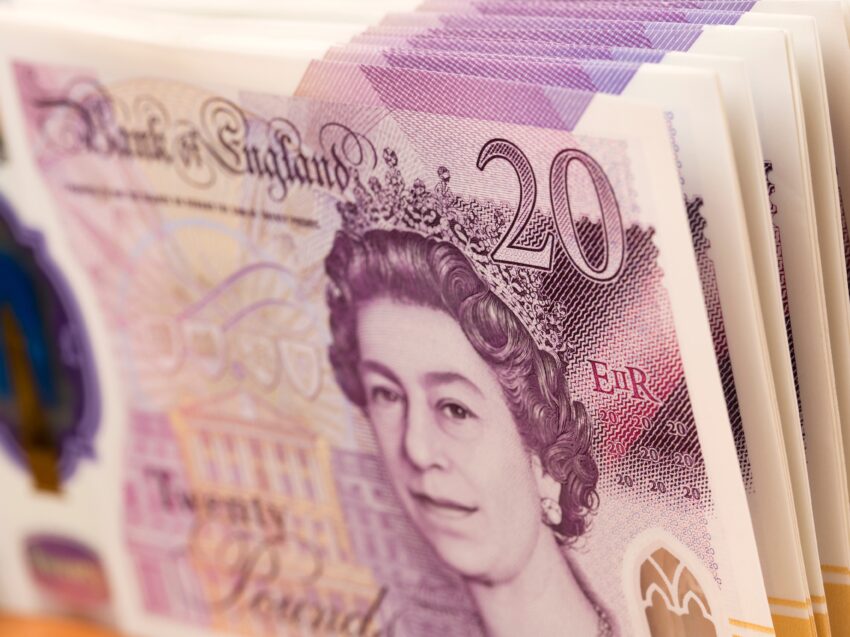 Consumers are racing to exchange their old paper banknotes for new plastic versions, just over a fortnight before they cease to be legal tender at the end of September.