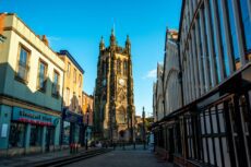 Discover how Manchester’s thriving business environment, top universities, and strategic location have propelled the city to become a key legal hub, according to Clarke Willmott’s Ed Foulkes.