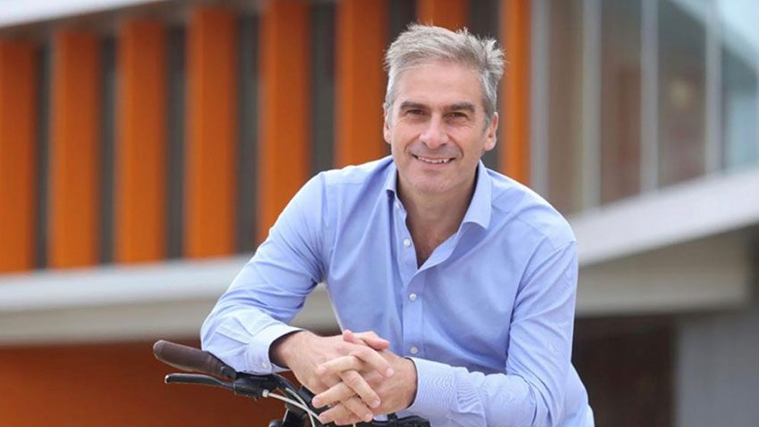 University of Cambridge leaders have issued a stark warning that the UK risks falling behind in the race to commercialise world-class research unless it does more to support academic spin-out companies struggling to scale.