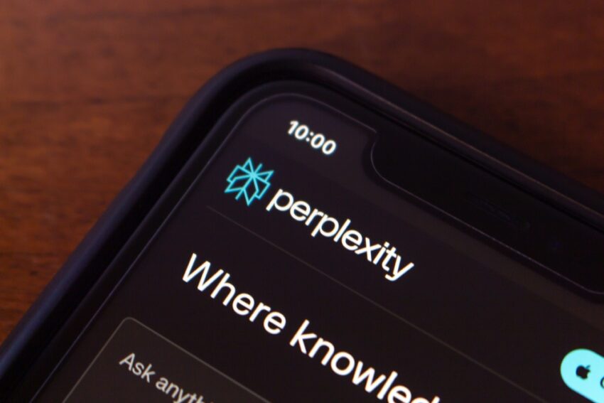 The BBC has issued a legal warning to US-based artificial intelligence company Perplexity, accusing it of reproducing BBC content without permission and demanding that the company stop using its material, delete existing data, and propose financial compensation.