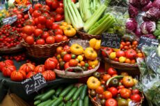 UK food price inflation accelerated in June as soaring temperatures and extreme weather hit fruit and vegetable harvests, pushing up prices at supermarket tills.