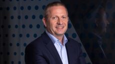 Sir Keir Starmer is facing growing pressure to review Labour’s ban on the sale of new petrol and diesel cars by 2030, as automotive leaders warn the target is increasingly unrealistic amid mounting challenges across the sector.